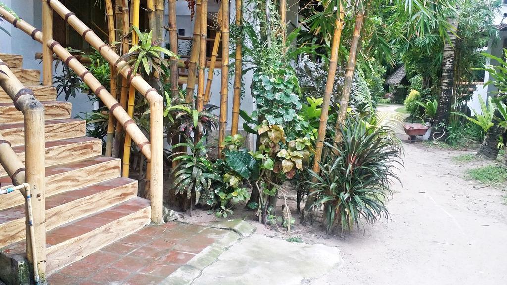 Bamboo Bungalows Resthouse Balabag  Екстер'єр фото