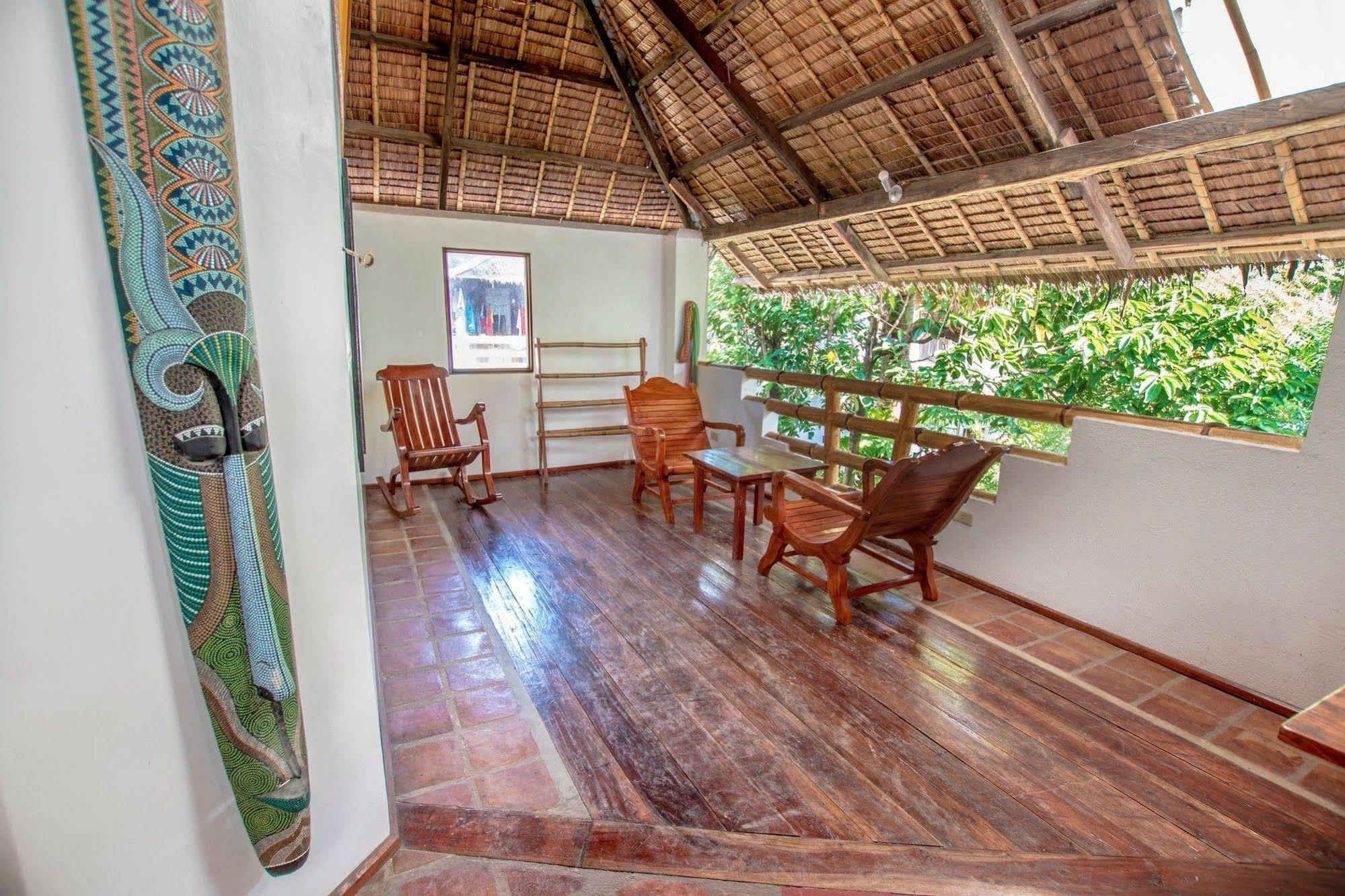 Bamboo Bungalows Resthouse Balabag  Екстер'єр фото
