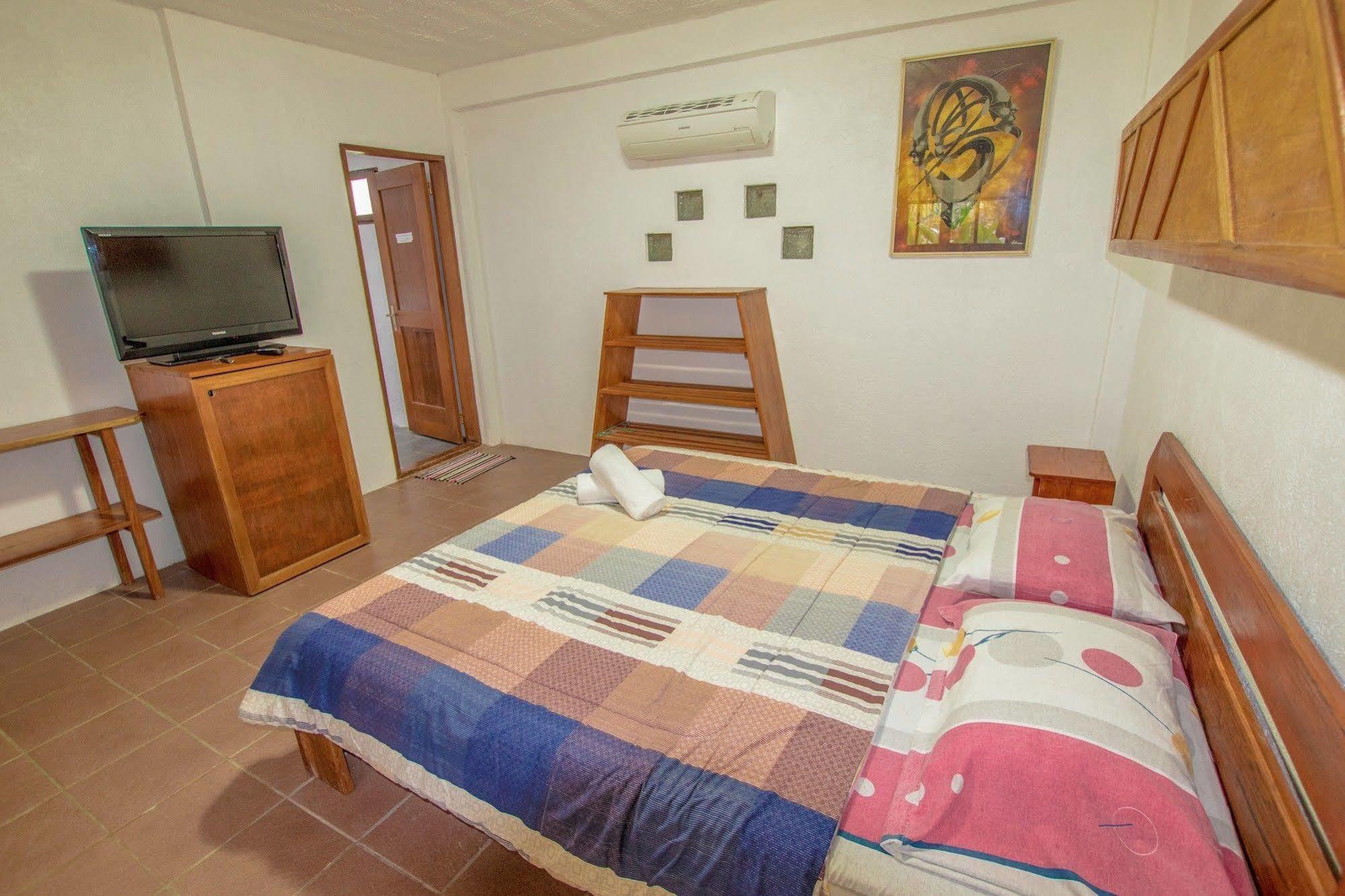 Bamboo Bungalows Resthouse Balabag  Екстер'єр фото