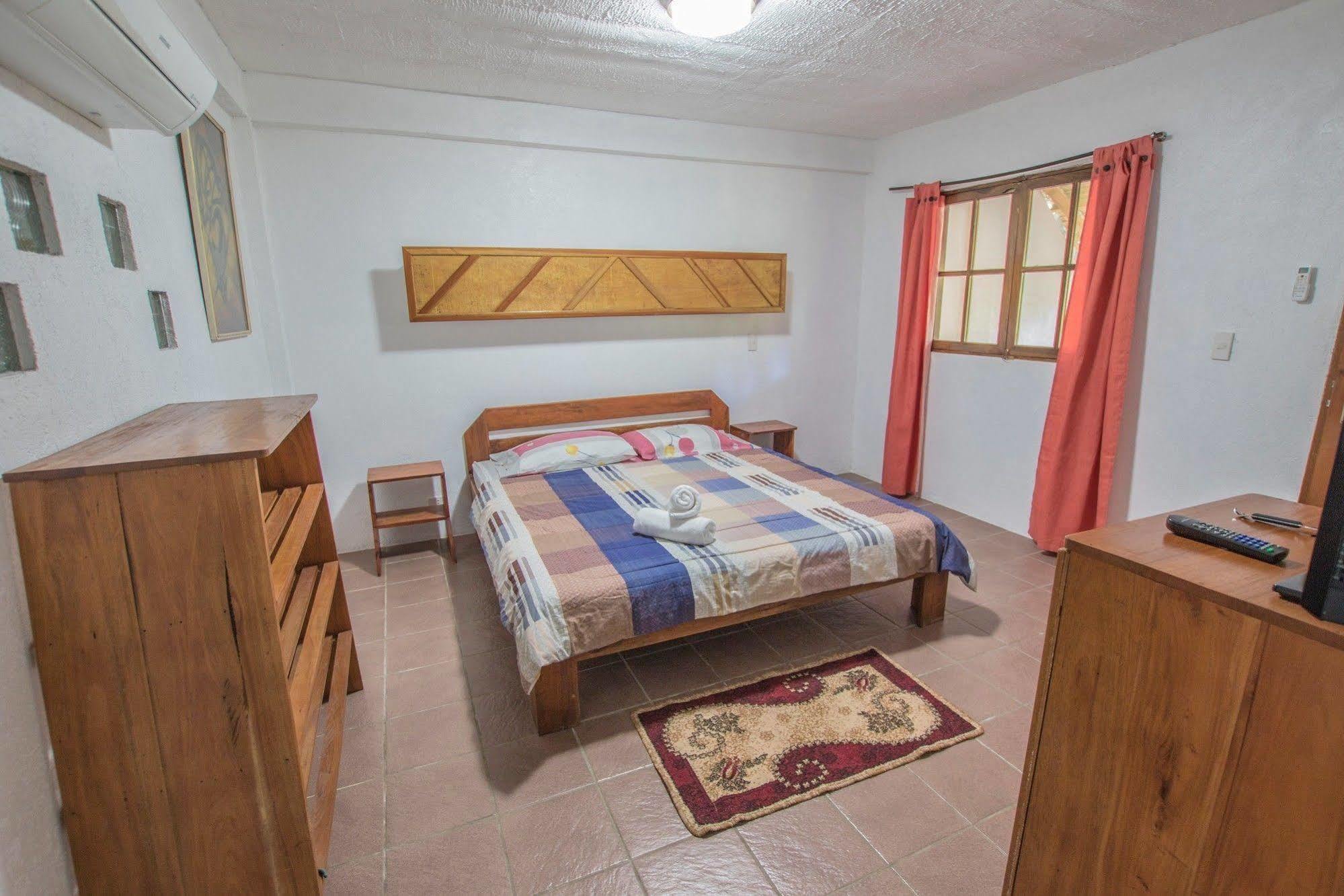 Bamboo Bungalows Resthouse Balabag  Екстер'єр фото