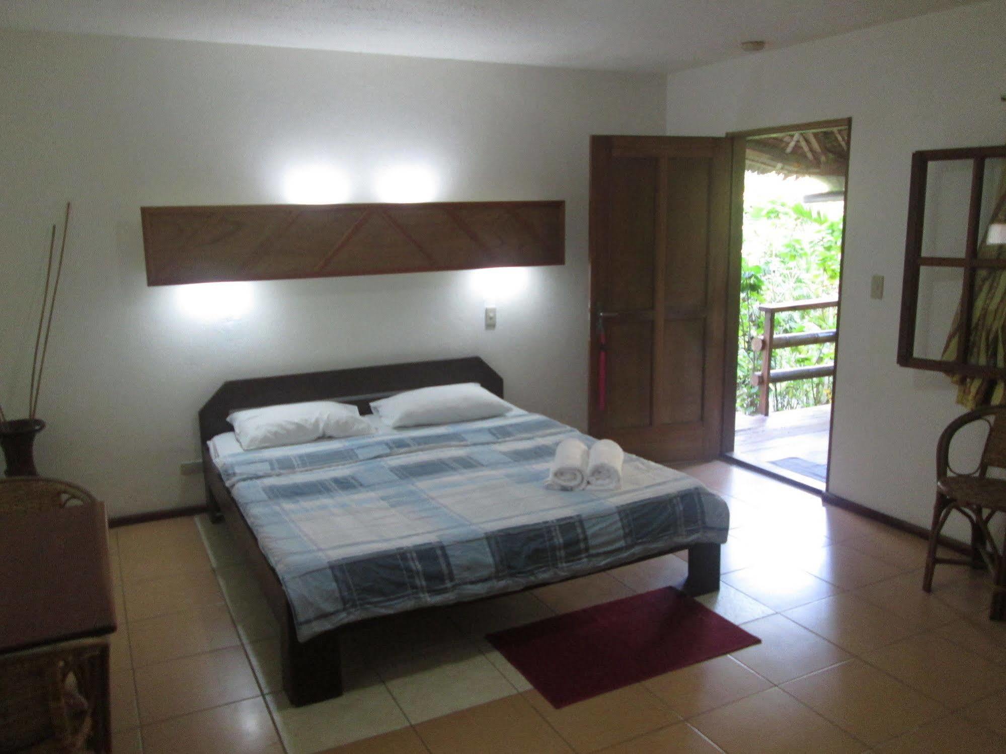 Bamboo Bungalows Resthouse Balabag  Екстер'єр фото